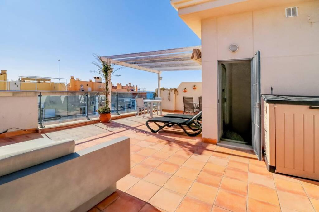 Rooftop Apartment, Нерха Экстерьер фото